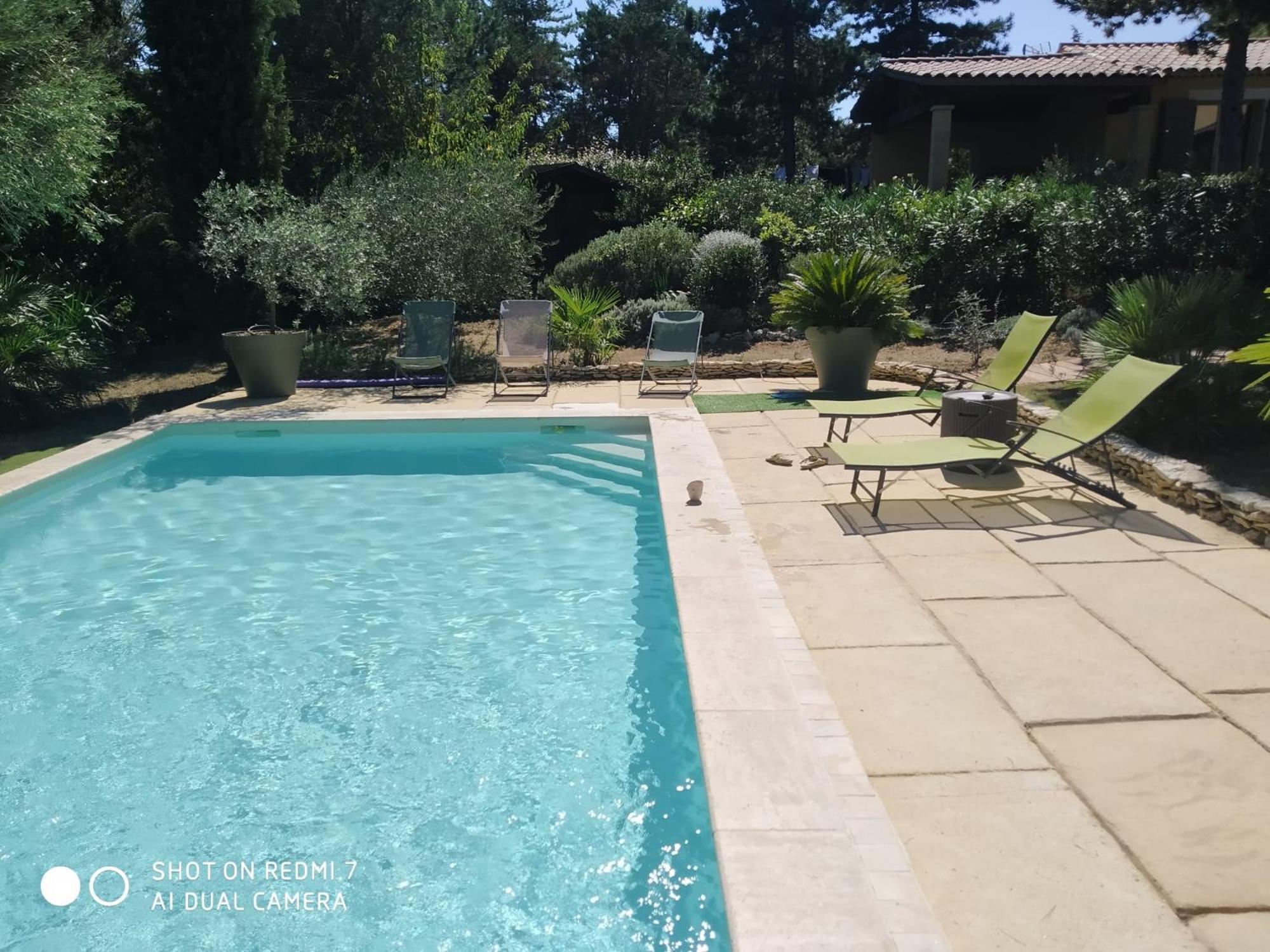 Proche Uzes Petit Gite Avec Grande Cuisine D'Ete Et Piscine Saint-Siffret Ngoại thất bức ảnh